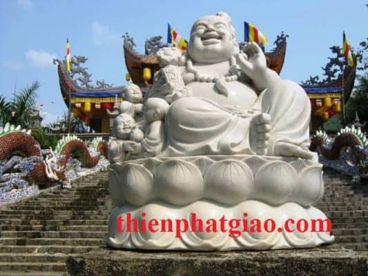  Tượng Phật Di Lặc tại Tòng Lâm Lô Sơn Tịnh Độ (Khánh Hòa)