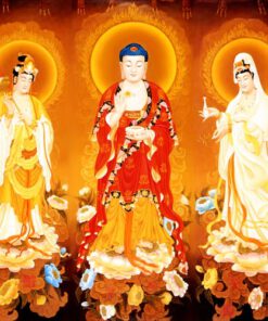   Tây Phương Tam Thánh gồm ba vị Phật đại diện cho những đức hạnh tốt đẹp mà chúng ta luôn hướng tới.
